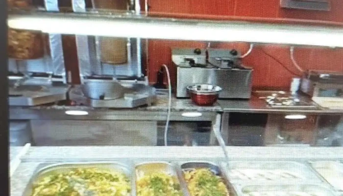 Omid Kebab Hamburger Vzhled A Atmosfera - Miřetice U Klášterce Nad Ohří
