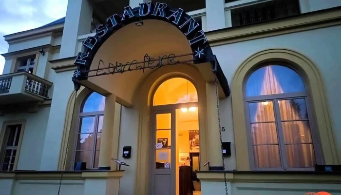 Palace Inn -  Exterier - Všenorská 45