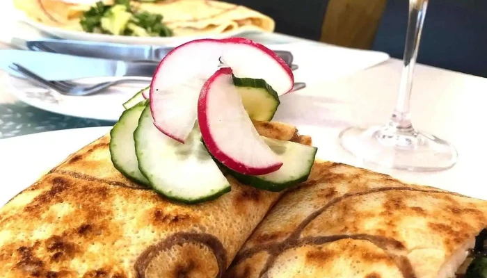 Palacinkarna Se Srdcem Sunshine Jidlo A Piti - Pražská 107