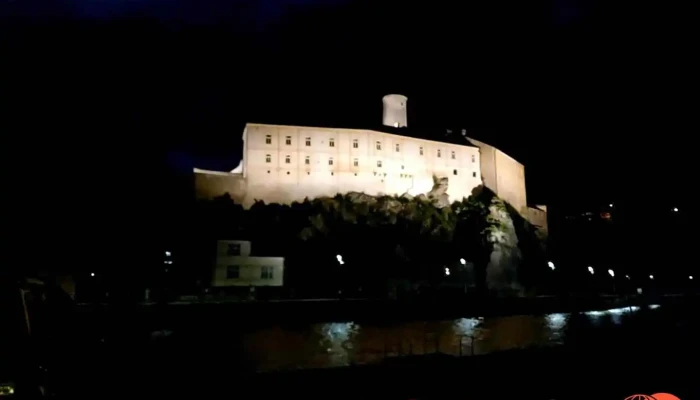 Penzion A Restaurace U Reky Videa - Husovo Nám. 139