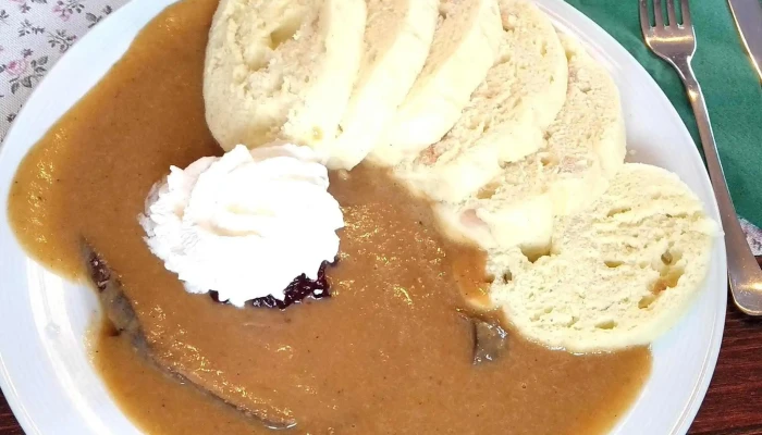 Penzion A Restaurace U Ruze Slevy - Pražská Tř. 71/123