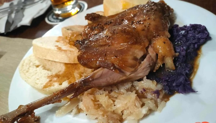 Penzion A Restaurace U Tvrze -  Jidlo A Piti - U Tvrze 334