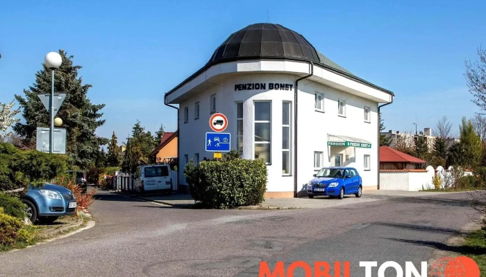 Penzion Bonet - 538 21 Slatiňany