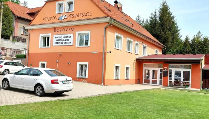 Penzion Restaurace Bowling Bezovka -  Od Hostu - Bezovka 34/4