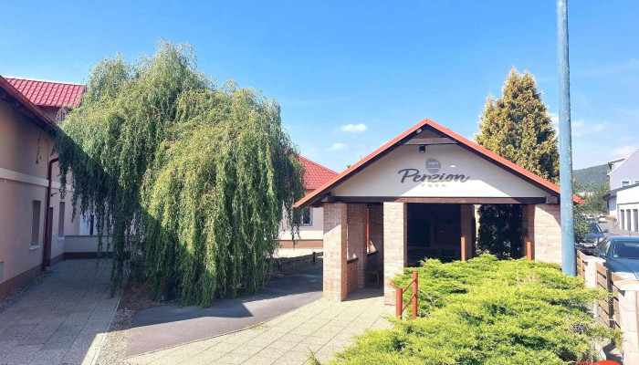 Penzion Tosa Vse - Miřetice U Klášterce Nad Ohří