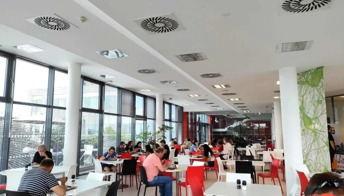 Perfect Canteen Biocev -  Vzhled A Atmosfera - Vestec-jesenice U Prahy