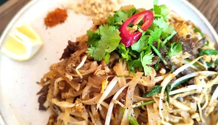 Phame Kitchen -  Pad Thai - Nám. Republiky 32