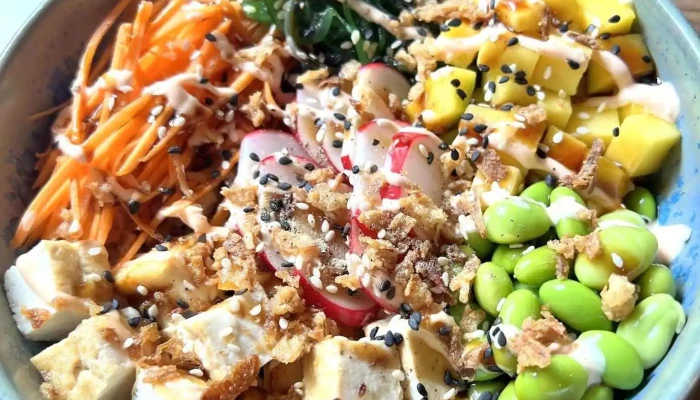 Phame Kitchen -  Poke - Nám. Republiky 32
