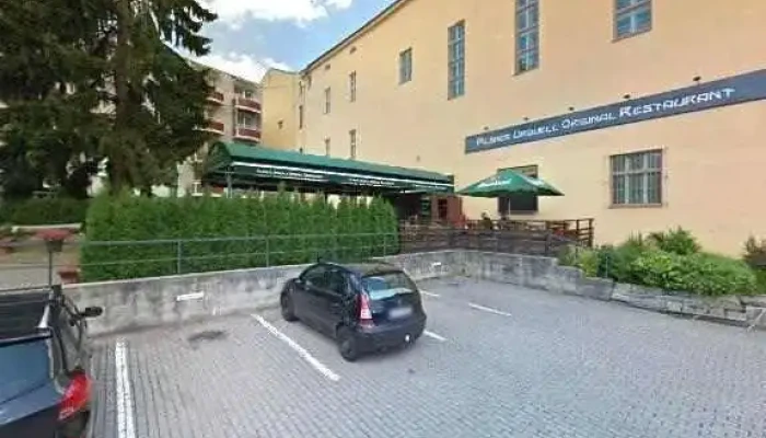 Pilsner Urquell Original Restaurant -  Street View A 360deg - Žižkova 1696