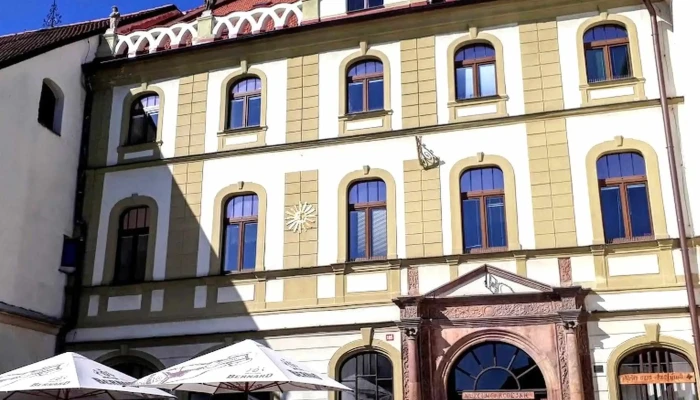 Pivni Restaurace Slevy - Mírové Nám. 185