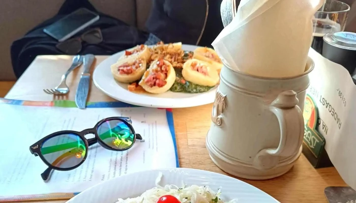 Pivnice Kobyla -    Tankovy Radegast Instagram - 1, Československé Armády 353