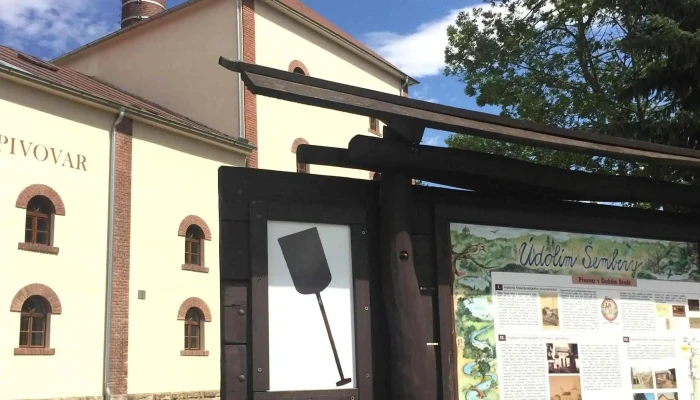 Pivovar Cesky Brod Blizko Mě - Areál Pivovaru, Tuchorazská 1433