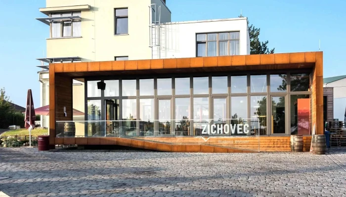 Pivovar Zichovec A Pivni Bar Louny Od Vlastnika - 5. Května 2789