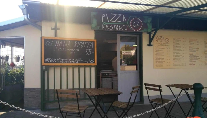 Pizza Abstract - 193 00 Praha 20