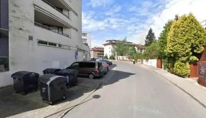 Pizza Fantastico -  Street View A 360deg - Tyršovo Nám. 2221