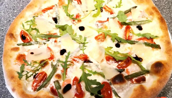Pizza Gianni -  Pizza - Pěší 191