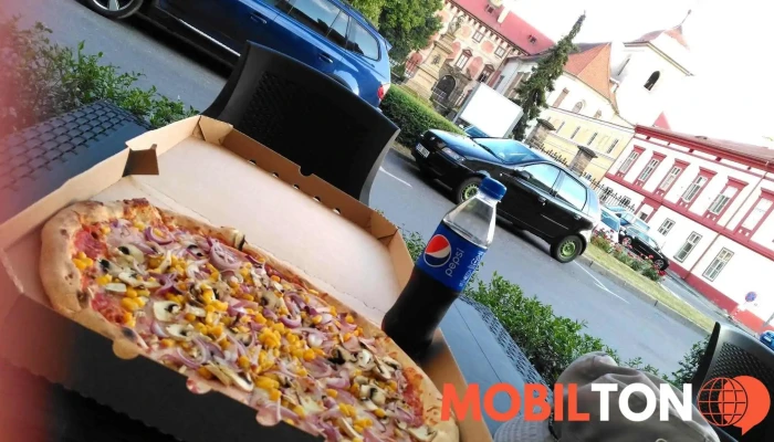 Pizza House -  Pizza - Nám. 5. Května 60