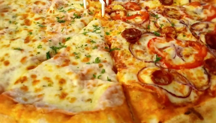 Pizza Kastanek Bystrice Nad Pernstejnem Pizzerie - Pod Kaštany 227