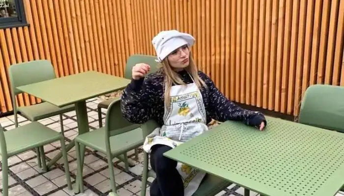 Pizza Napoletana Sedmy Schod Vzhled A Atmosfera - Zelené Nám. 3114