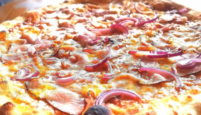 Pizza Porta Via -  Jidlo A Piti - Podskalí 22