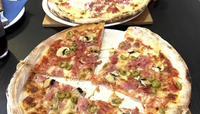 Pizza U Sottu Pizza - Mostecké Předměstí