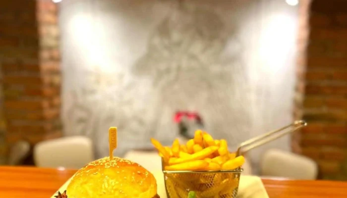 Pizzeria Antonio Celakovice Hamburger - Na Stráni 167