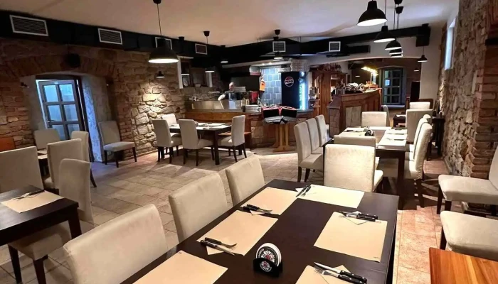 Pizzeria Antonio Celakovice Od Vlastnika - Na Stráni 167