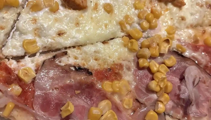 Pizzeria Fantasia -  Jidlo A Piti - Město