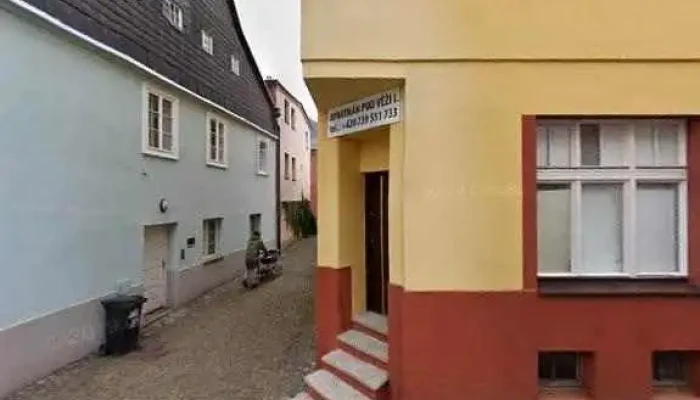 Pizzeria Na Namesti Street View A 360deg - Jakubské Nám.