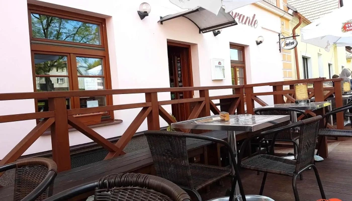 Pizzeria Pietro Ristorante -  Vzhled A Atmosfera - Nám. 9. Května 18