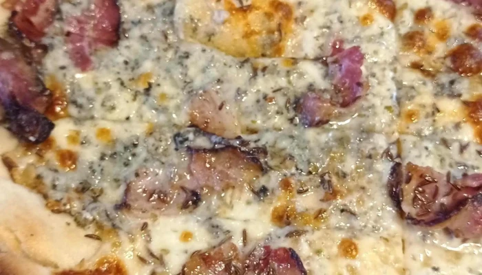 Pizzeria Ponko -  Instagram - Halenkov