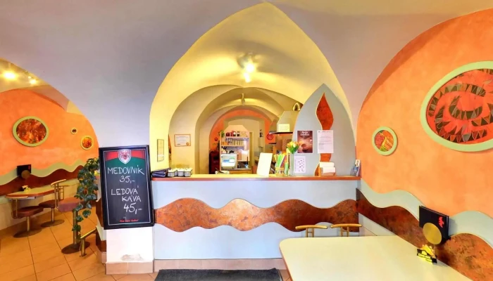 Pizzeria Rosa -  Street View A 360deg - Křižíkova 17