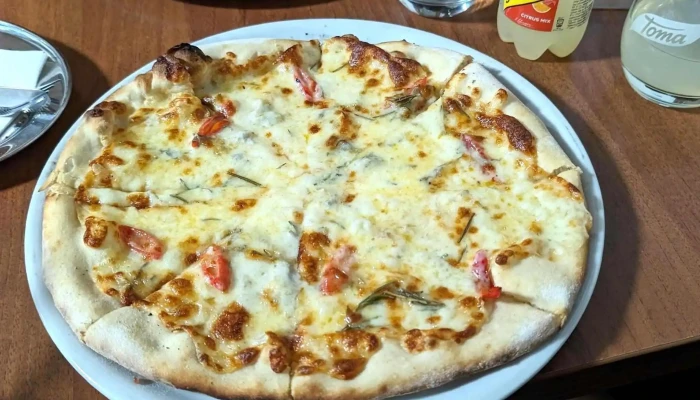 Pizzeria Salvatore -  Adresa - Vestec-jesenice U Prahy