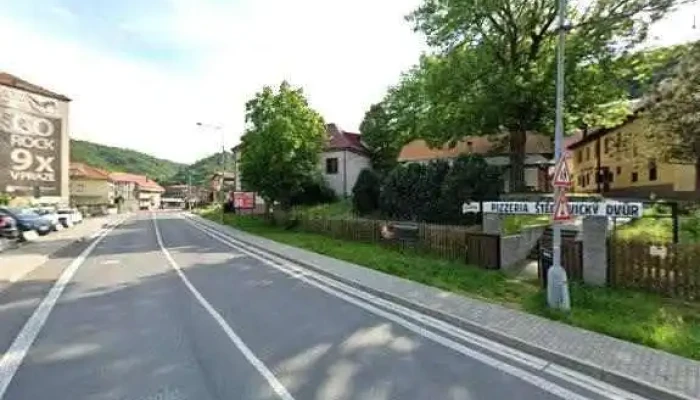 Pizzeria Stechovicky Dvur Street View A 360deg - Hlavní 120