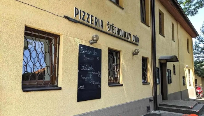 Pizzeria Štěchovický dvůr - Hlavní 120
