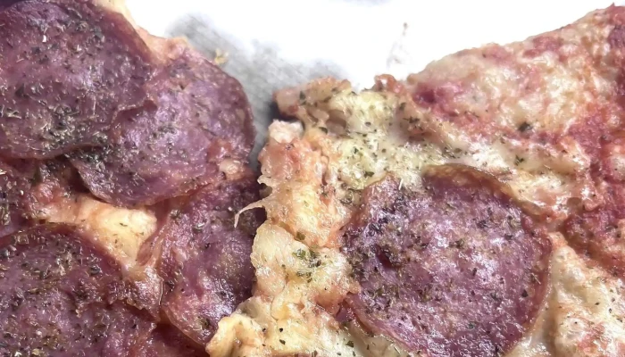 Pizzerie Julieta -  Italska Restaurace - Přízemí Bývalé Pošty, Husovo Nám. 48