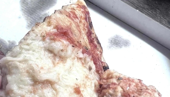Pizzerie Julieta -  Webova Stranka - Přízemí Bývalé Pošty, Husovo Nám. 48
