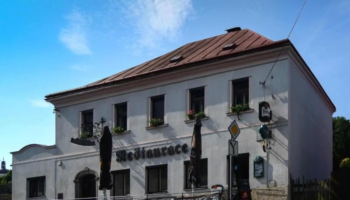Podzamecka Restaurace Od Vlastnika - Arnoldova 91