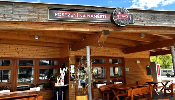 Posezeni U Radnice Vse - Radniční Nám. 54