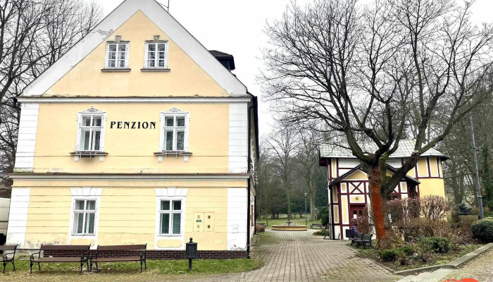 Pramen Kyselka Klasterec Nad Ohri Exterier - Czech Republic