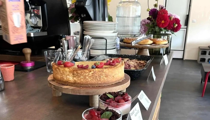 Prostor Kavarna A Bistro Ceny - Nám. Mezi Šenky 120