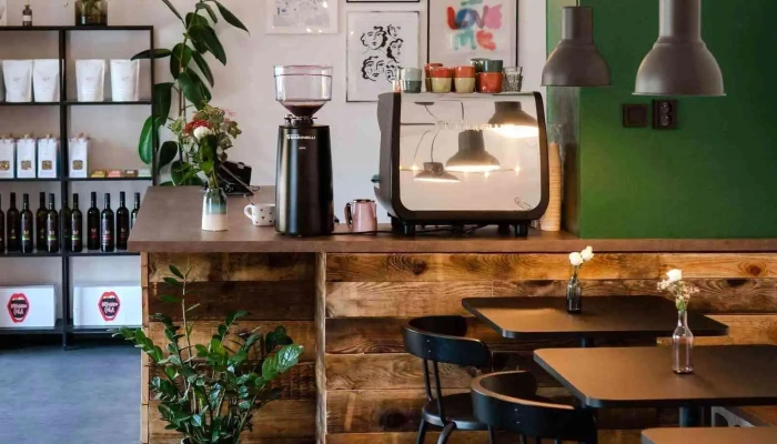 Prostor Kavarna A Bistro Vse - Nám. Mezi Šenky 120