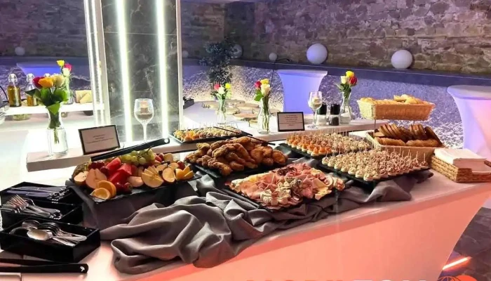 Pscatering   Catering Pujcovna Jidlo A Piti - Nádražní 152