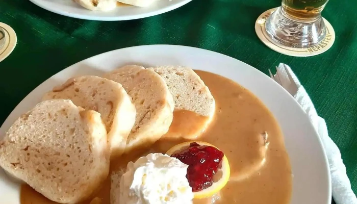Restaurace A Penzion Na Ruzku Svickova Na Smetane - Novoměstské Nám. 230