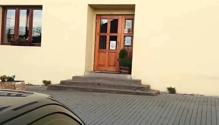 Restaurace A Penzion Pod Hradem -  Videa - Švermova 91