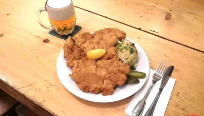 Restaurace A Penzion Pyselka Od Vlastnika - Vysoká Lhota