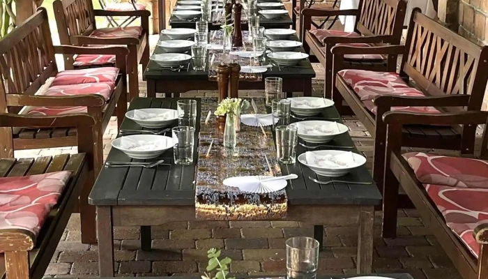 Restaurace A Penzion Rondo -  Vse - Školní 1553
