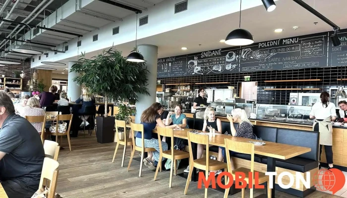 Restaurace Bistroteka Valachy Vzhled A Atmosfera - Nám. Práce 2523