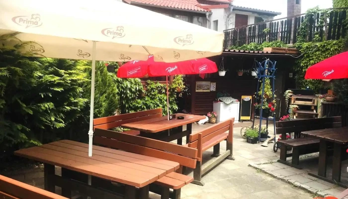 Restaurace Bulharsky Klub Vzhled A Atmosfera - Mlýnská 331