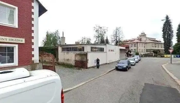 Restaurace Cerveny Hradek Street View A 360deg - Reynkova 2107